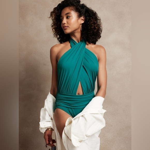 NWOT! Banana Republic Hula Green One-Piece Swimsuit - Multiple Sizes 🌸 - Picture 1 of 7